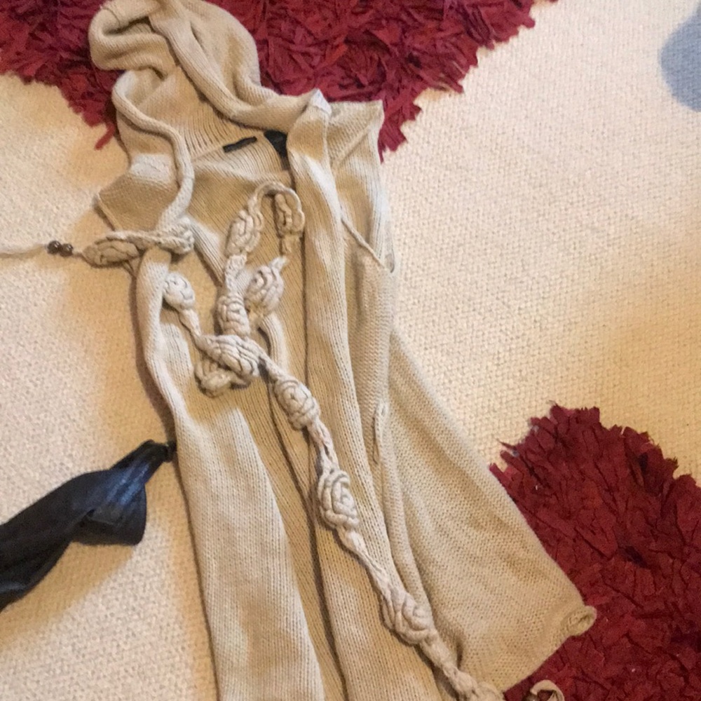 Moda Inter Lg (Victoria Secrets)long sweater/belt